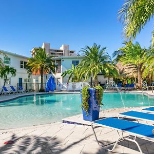 Siesta Key Beach Resort And Suites